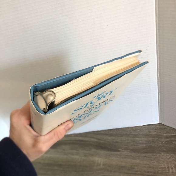 The Story of Bing & Grøndahl Christmas Plates Book - Picture 13 of 14